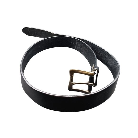 GAP Black Leather Belt with Brass Buckle Size M W - Picture 1 of 2